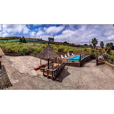 Casa El Moral Piscina Holiday home